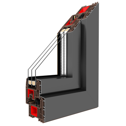     närbild av en gtå fönsterprofil från modellen IGLO Energy Alucover från Drutex. Bilden visar en detaljerad genomskärning med treglasfönster och isolerande skum inuti profilen. Fönstrets konstruktion har flera luftkamrar och förstärkningar för hög energieffektivitet och hållbarhet.